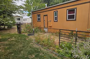 227 Balsam St, Log Lane Village, CO 80705 - Photo 5