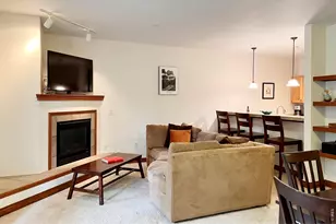 801 Lakepoint Dr, Frisco, CO 80443 - Photo 13