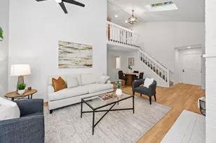 1562 S Spruce St, Denver, CO 80231 - Photo 3