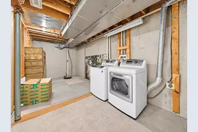1562 S Spruce St, Denver, CO 80231 - Photo 27