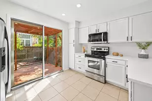 1562 S Spruce St, Denver, CO 80231 - Photo 5
