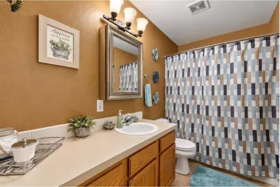 507 E 20th St, Greeley, CO 80631 - Photo 21