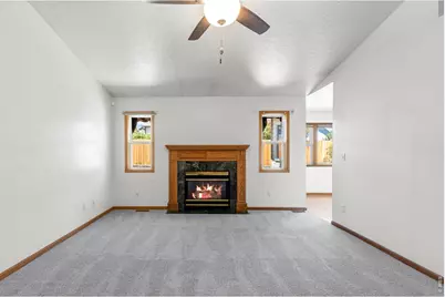 207 N 44th Ave, Greeley, CO 80634 - Photo 7