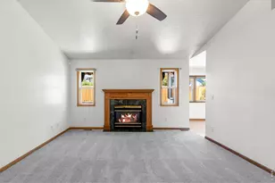 207 N 44th Ave, Greeley, CO 80634 - Photo 7