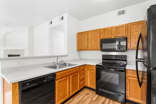 3002 W Elizabeth St, Fort Collins, CO 80521 - Photo 11