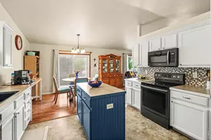 3214 Grenache St, Evans, CO 80634 - Photo 9