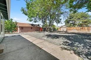 1926 Hanover St, Aurora, CO 80010 - Photo 17