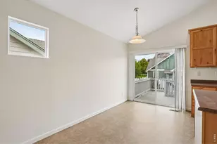 1827 E 11th St, Loveland, CO 80537 - Photo 11