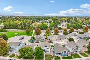 1827 E 11th St, Loveland, CO 80537 - Photo 35