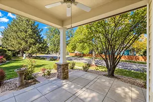 812 Windflower Dr, Longmont, CO 80504 - Photo 41