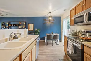 10656 Durango Pl, Longmont, CO 80504 - Photo 11