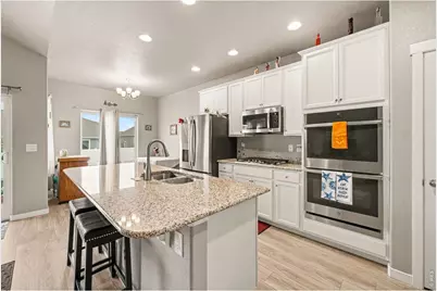 1237 Tipton St, Berthoud, CO 80513 - Photo 5