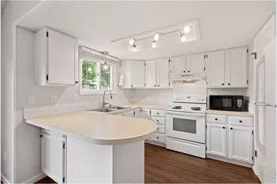 2025 Cheyenne Ave, Loveland, CO 80538 - Photo 11