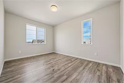 24377 E River Front Dr, Aurora, CO 80019 - Photo 5
