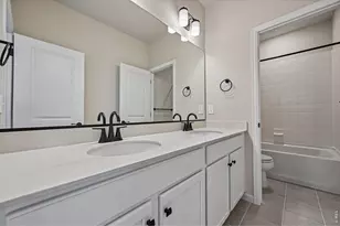 24377 E River Front Dr, Aurora, CO 80019 - Photo 11
