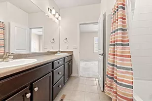 867 E 98th Ave, Thornton, CO 80229 - Photo 9