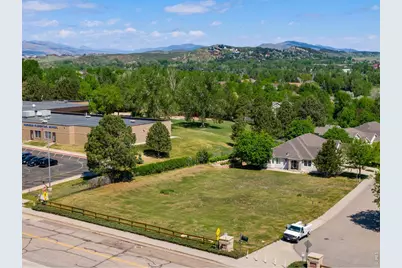 219 Medina Ct, Loveland, CO 80537 - Photo 3