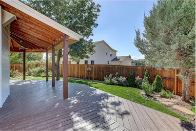 2009 Glenarbor Ct, Longmont, CO 80504 - Photo 5
