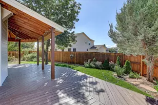 2009 Glenarbor Ct, Longmont, CO 80504 - Photo 5