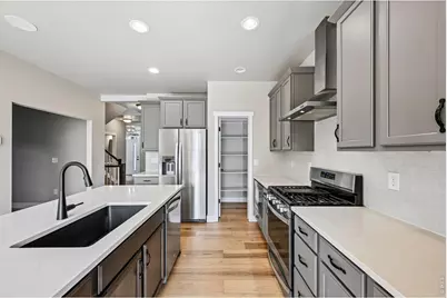 6896 Canosa St, Denver, CO 80221 - Photo 17