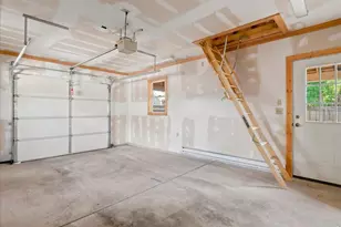 835 W 5th St, Loveland, CO 80537 - Photo 33