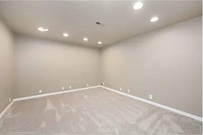 1257 Whitehall Dr, Longmont, CO 80504 - Photo 33
