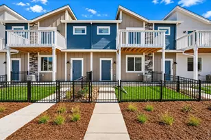 2846 Bear Spgs Cir, Longmont, CO 80503 - Photo 1