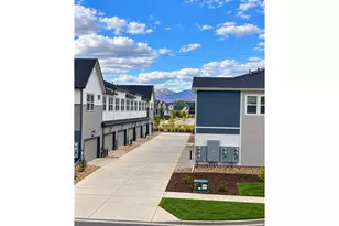 2846 Bear Spgs Cir, Longmont, CO 80503 - Photo 23