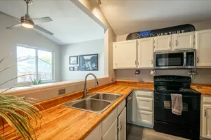 1612 Feltham Pl, Longmont, CO 80501 - Photo 9