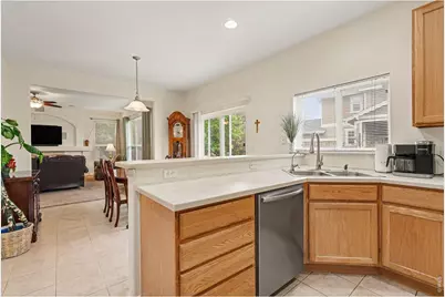 15963 E 98th Way, Commerce City, CO 80022 - Photo 13