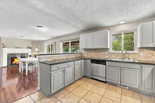 1521 S Carr St, Lakewood, CO 80232 - Photo 9