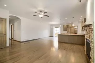 820 13th St, Berthoud, CO 80513 - Photo 3
