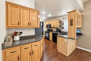 7821 St Vrain Dr, Frederick, CO 80530 - Photo 11