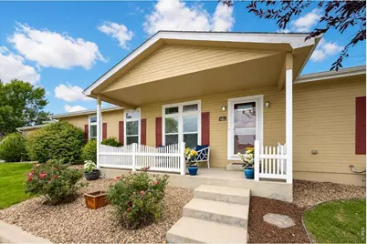 7821 St Vrain Dr, Frederick, CO 80530 - Photo 3