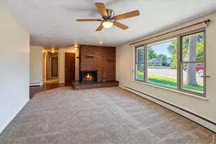 1048 Kane Dr, Longmont, CO 80501 - Photo 13