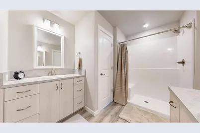 228 E 4th St, Berthoud, CO 80513 - Photo 17