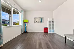 430 Thrush Pl, Johnstown, CO 80534 - Photo 5