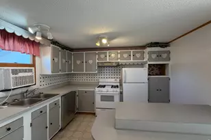 431 W Strohm St, Haxtun, CO 80731 - Photo 5