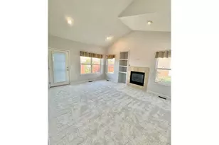 15555 E 40th Ave, Denver, CO 80239 - Photo 7