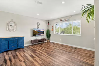 1119 Timber Ln, Fort Collins, CO 80521 - Photo 9