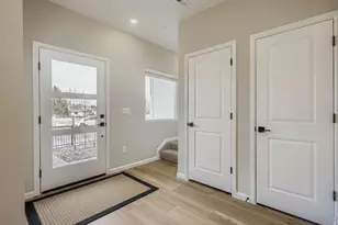 1002 Schlagel St, Fort Collins, CO 80524 - Photo 3
