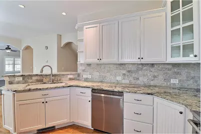 1106 Crescent Dr, Windsor, CO 80550 - Photo 13