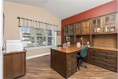 1224 Whitehall Dr, Longmont, CO 80504 - Photo 7