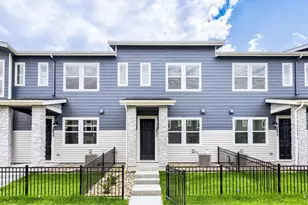 2837 Bear Spgs Cir, Longmont, CO 80503 - Photo 1