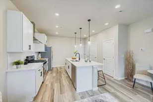 2837 Bear Spgs Cir, Longmont, CO 80503 - Photo 9