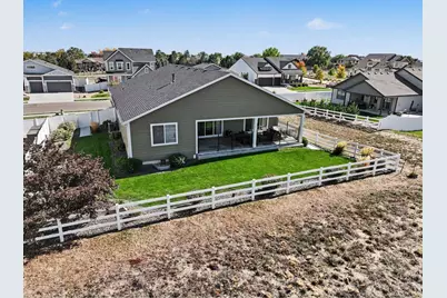 1680 Shoreview Pkwy, Severance, CO 80550 - Photo 23