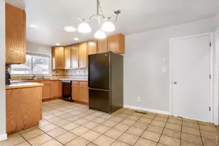538 2nd St SE, Loveland, CO 80537 - Photo 5