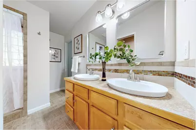 1608 Collins Ct, Fort Collins, CO 80521 - Photo 25