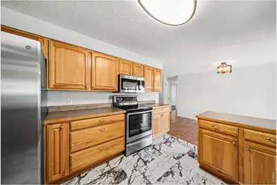851 42nd St SW, Loveland, CO 80537 - Photo 5