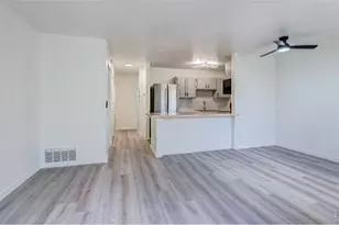 225 E 8th Ave, Longmont, CO 80504 - Photo 7